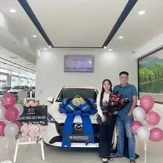 Hoạt động tư vấn và giao xe Mazda tại Sóc Trăng 2